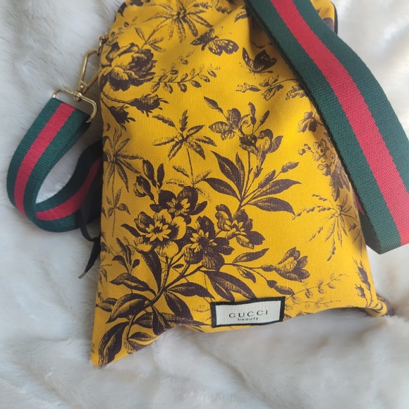 Gucci string bag converted in to belt bag . - Picture 4 of 16
